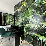 Easyliving Apartahotel