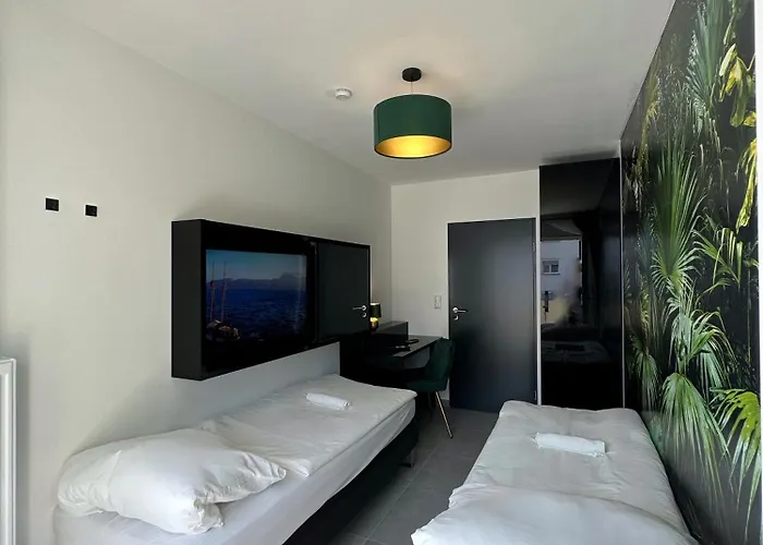 Easyliving Aparthotel